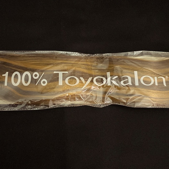 NIB Hair Extension - Picture 3 of 4